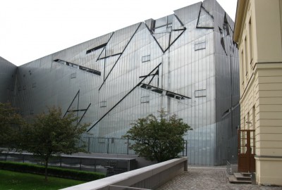 Contruction moderne du Musée juif de Berlin