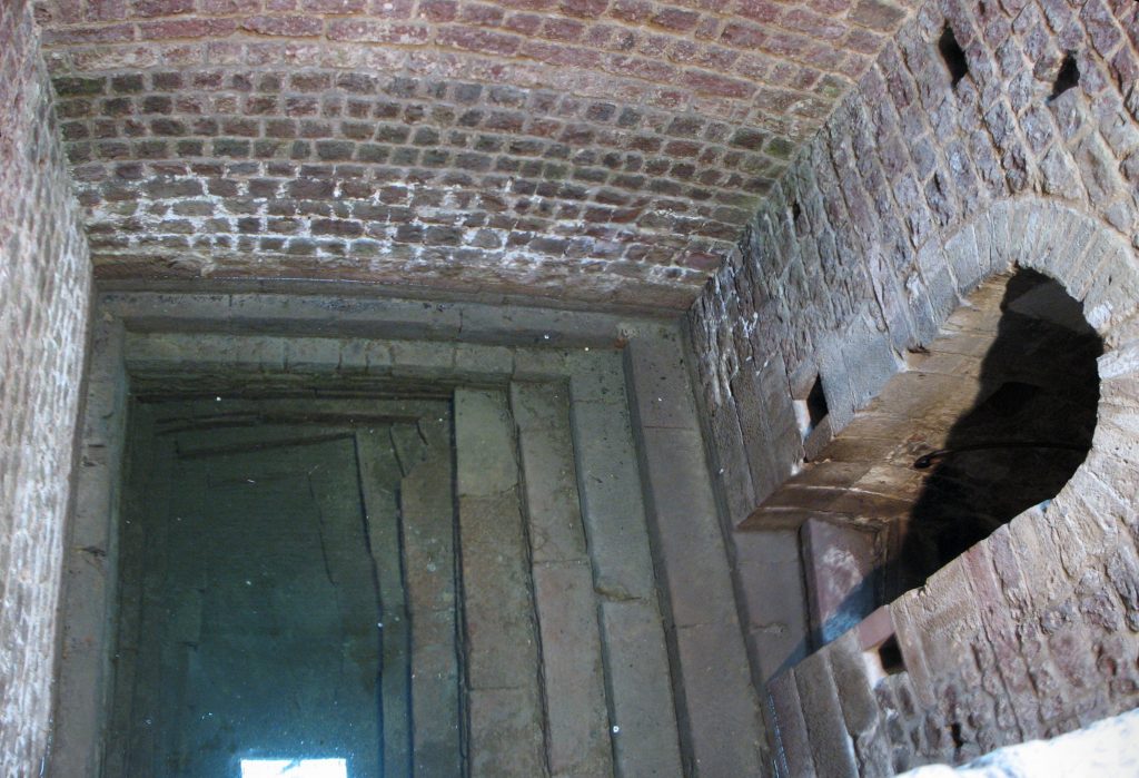 Ancient mikveh marquant la présence ancienne des juifs dans la ville de Spire