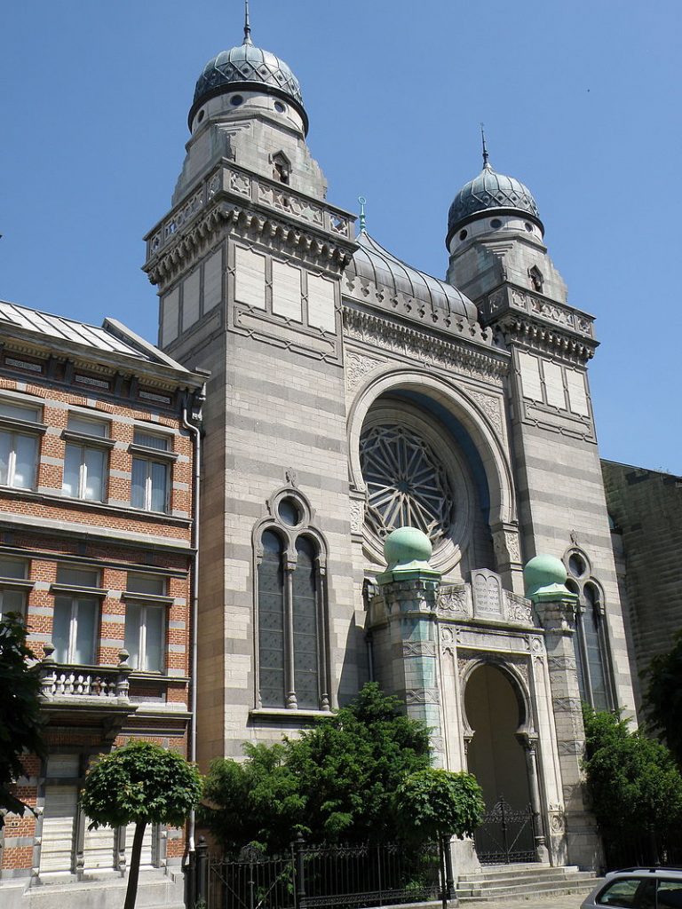 Vue extérieure de la synagogue hollandaise d'Anvers