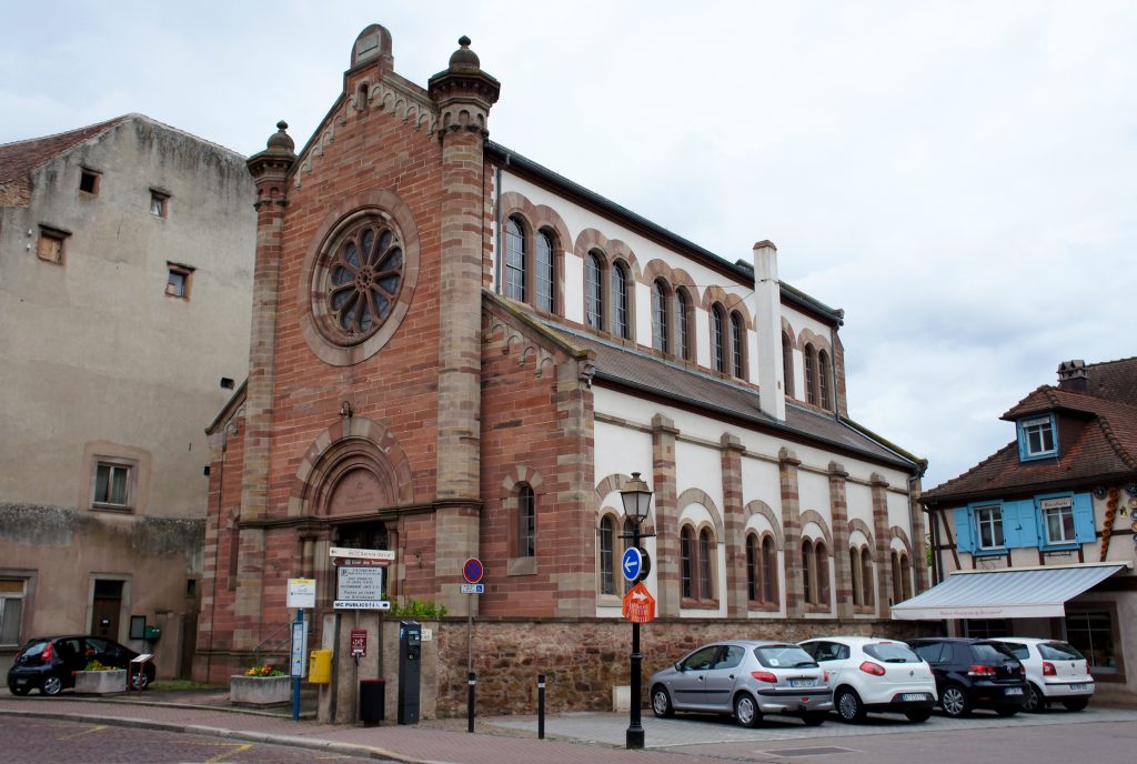 Vue extérieure de la synagogue d'Obernai