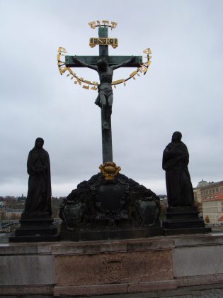 Christ en croix, pont Charles, Prague