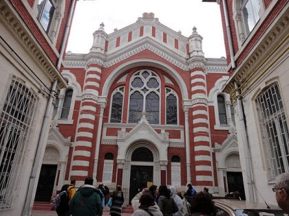 Très belle synagogue capable d'accueillir 800 personnes lorsqu'elle fut fondée en 1899 par la communauté orthodoxe de Brasov