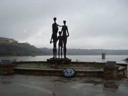Monuments aux victimes du "Raid" de Novi Sad