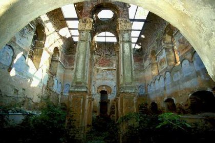 La synagogue de Rimanow avant sa restauration en 2005