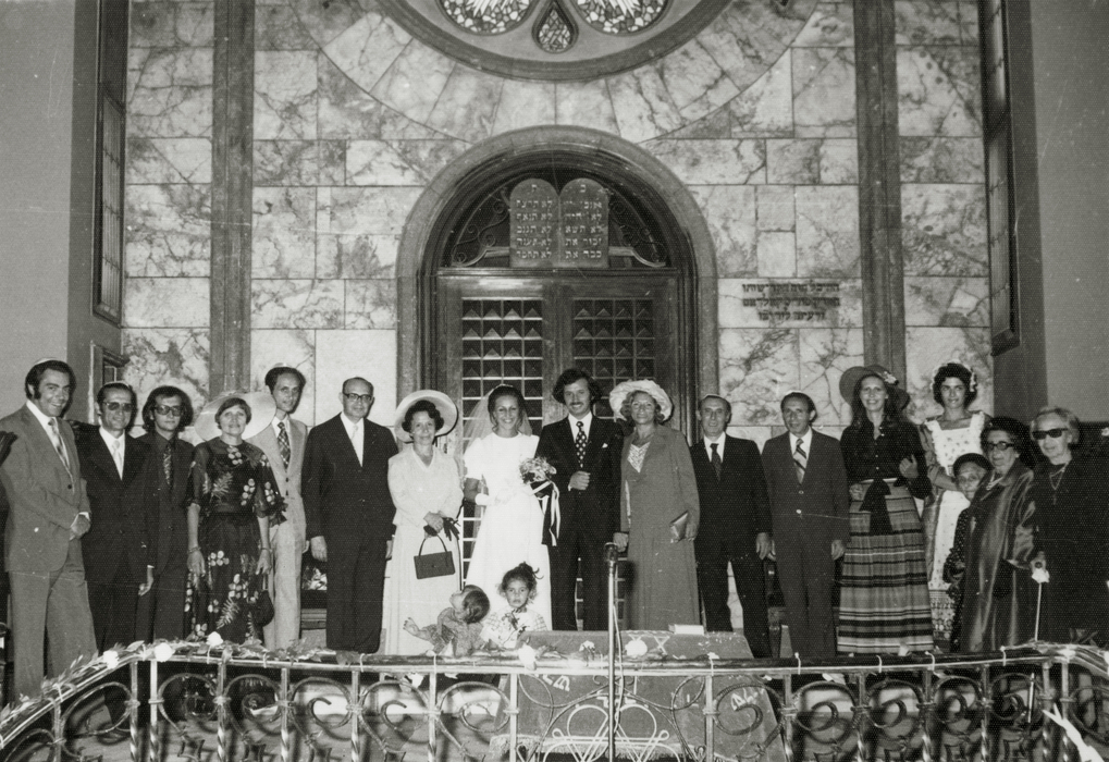 Photo d'un mariage de juifs turcs à la synagogue Neve Shalom