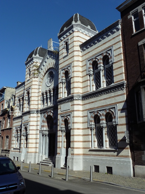 Outside view of the synagogue of Liège