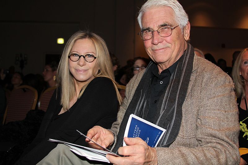 Photo of artists Barbra Streisand and James Brolin