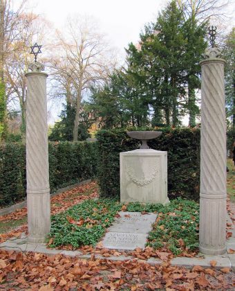Monument at the Jewish cemetery in the city of Frankfurt