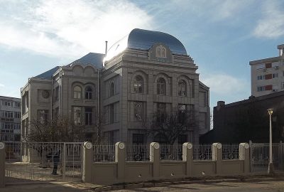 The only remaining synagogue in Galati, it hosted the Zionist movement in the 1920s