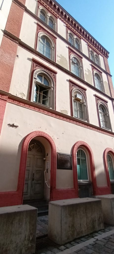 Outside view of a synagogue in Leopoldstadt in Vienna