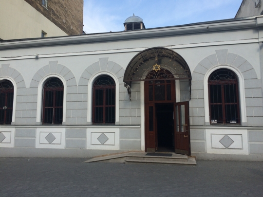 Outside view of the Chabad synagogue in Odessa