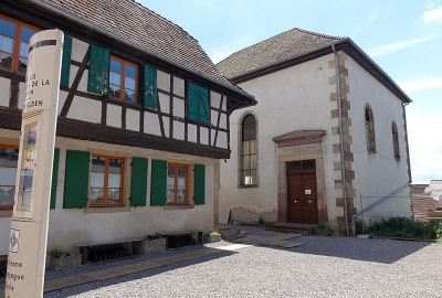 Vue extérieure de la synagogue de Hochfelden en Alsace