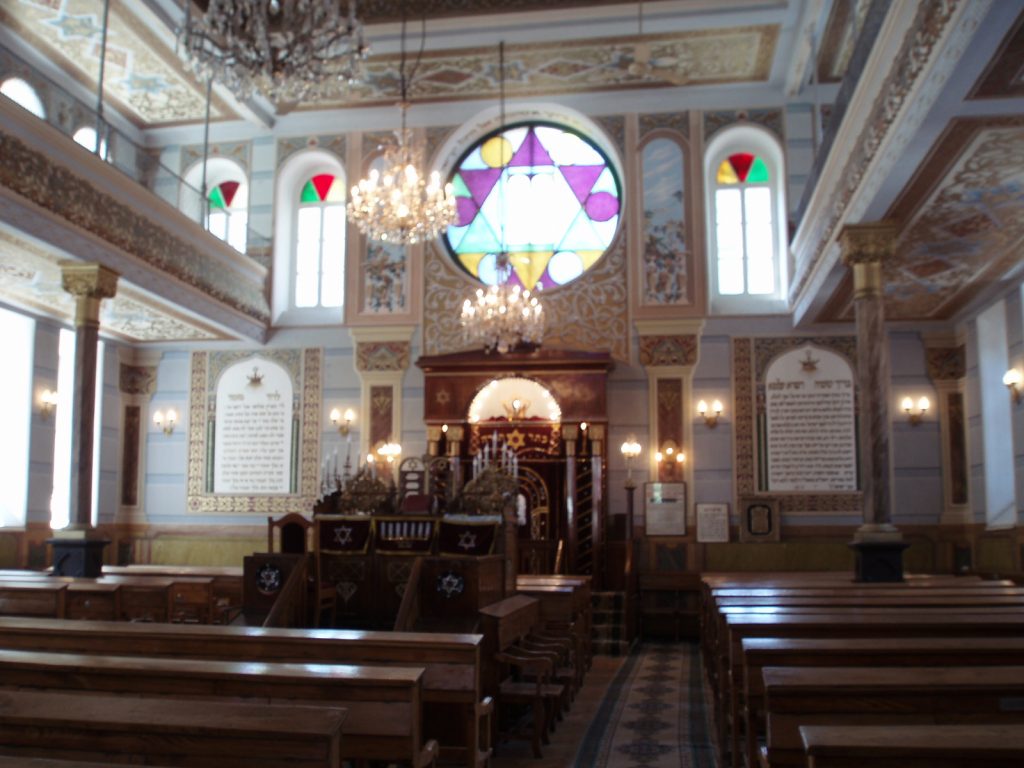 Inside the synagogue of Tbilisi with a colored maguen david