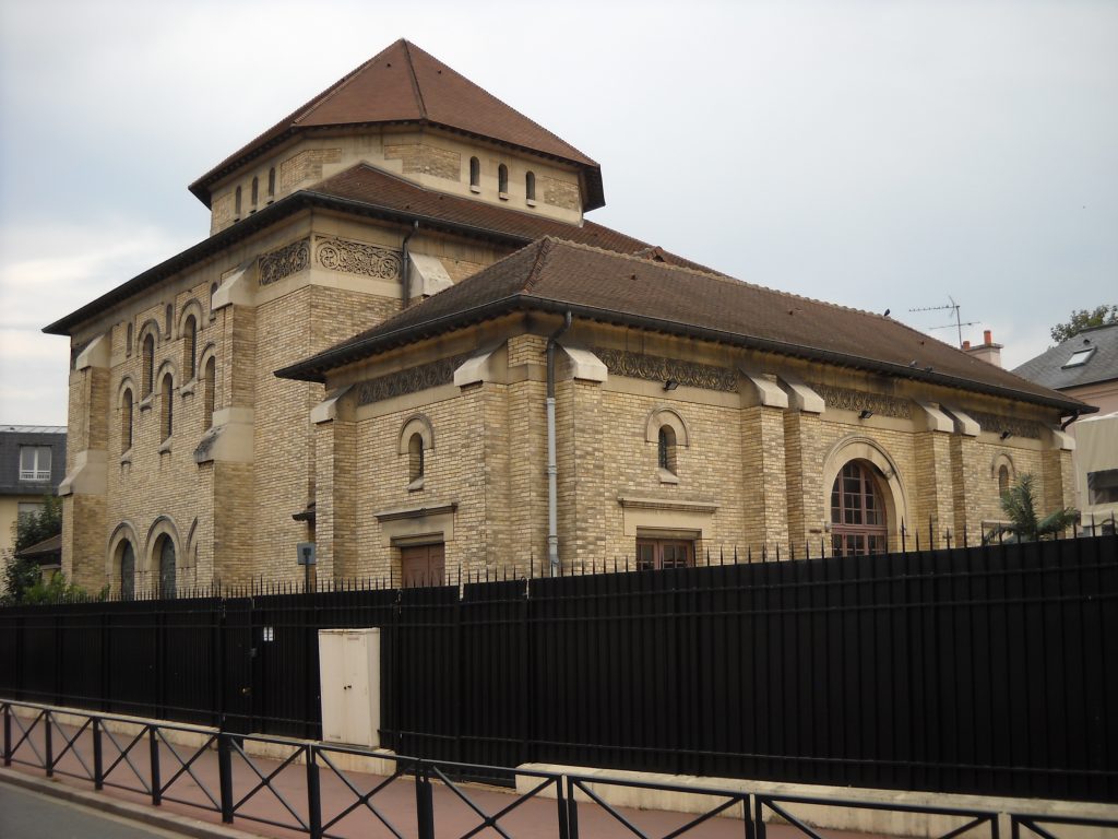 Vue extérieure de la synagogue de Boulogne