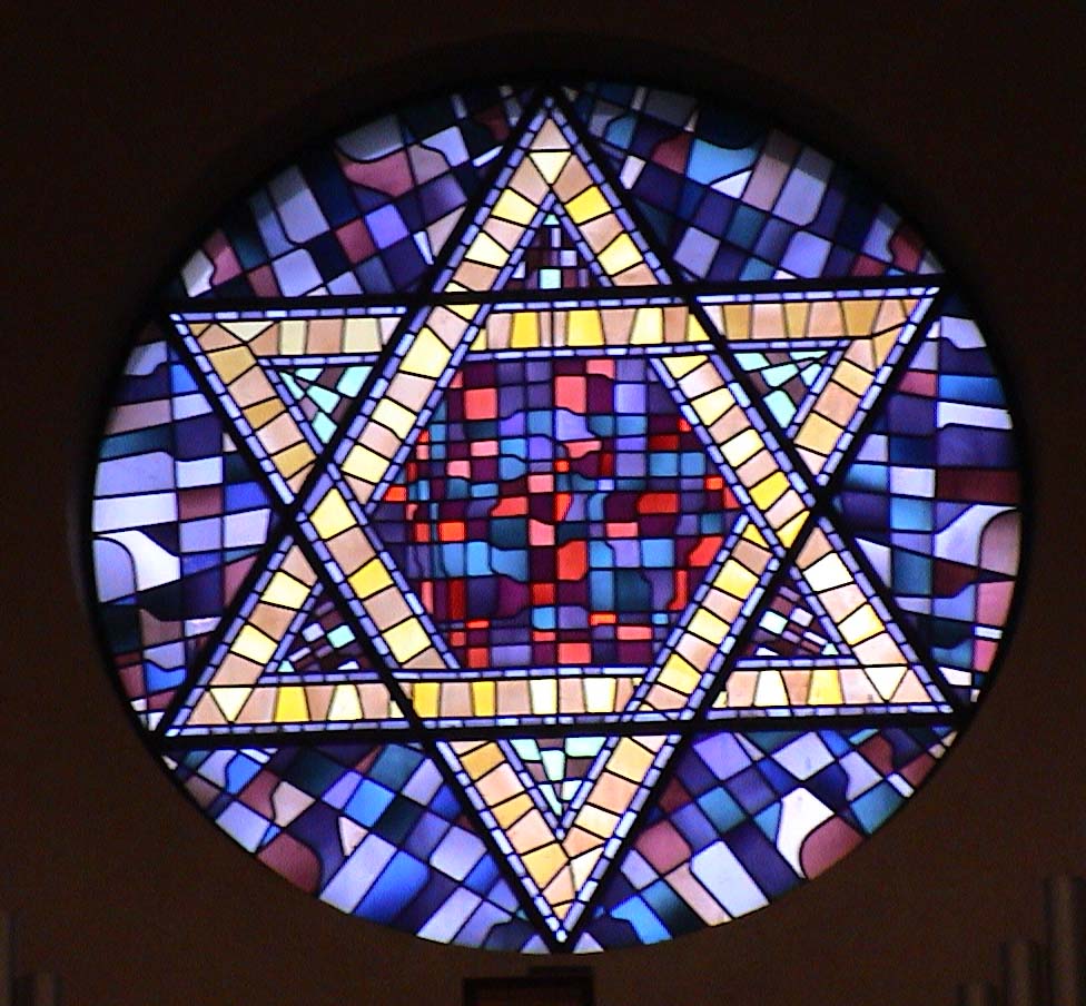 Magen david represented on the stained glass of the synagogue of Luxembourg