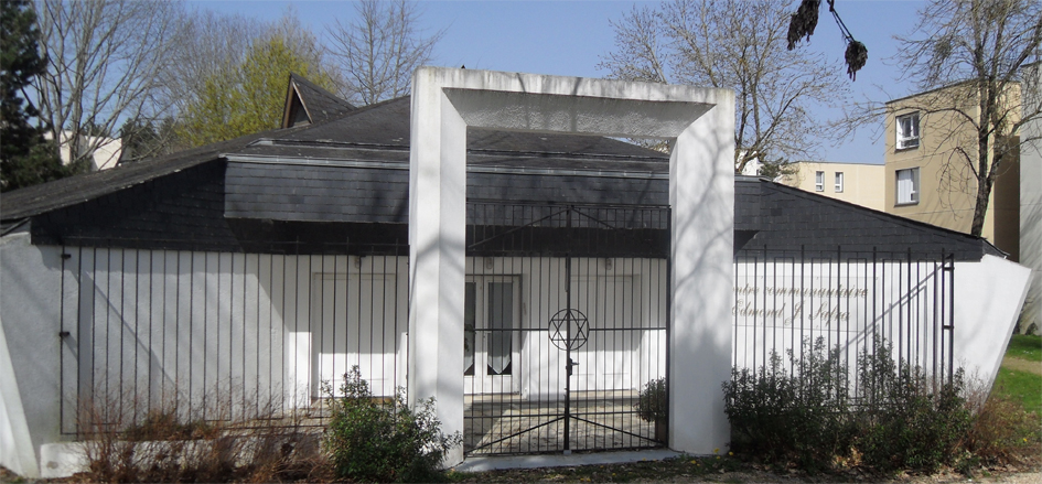 Outside view of the Centre Edmond J. Safra of Rennes