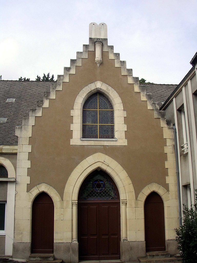 Outside view of the synagogue of Nantes