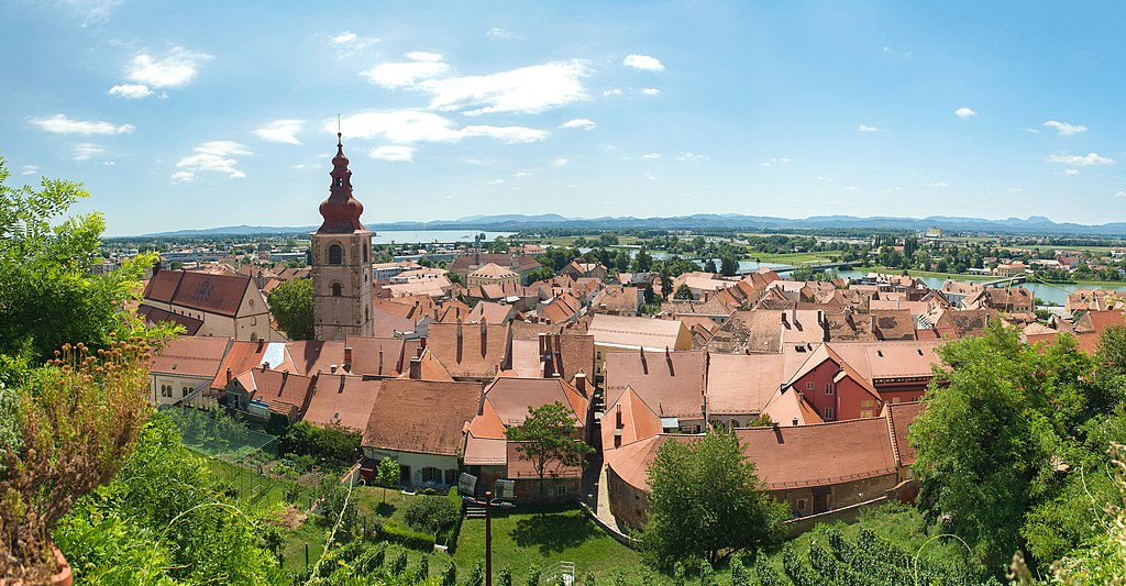 Vue panoramique de Ptuj