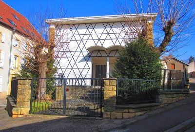 Outside view of the synagogue of Boulay