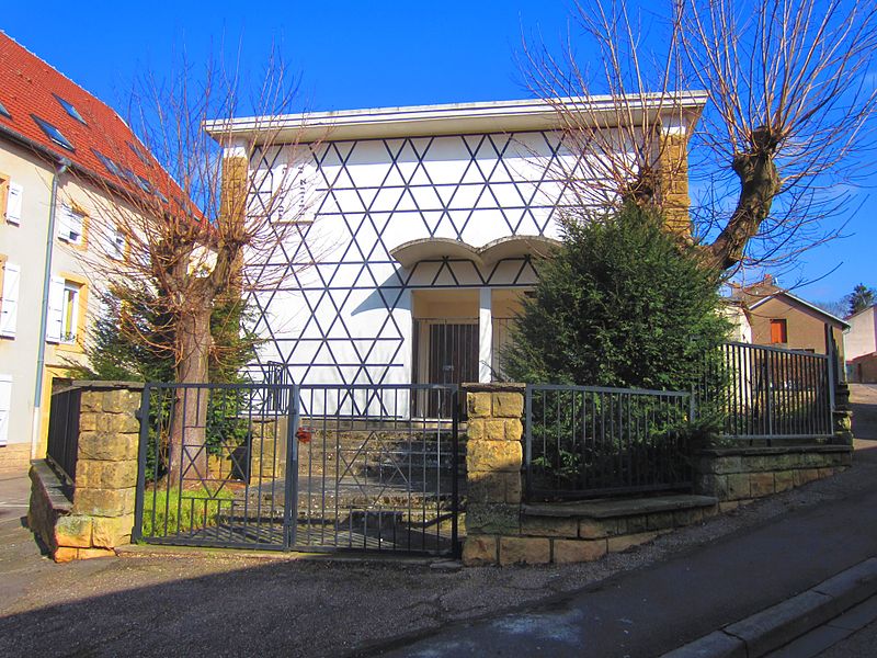 Outside view of the synagogue of Boulay