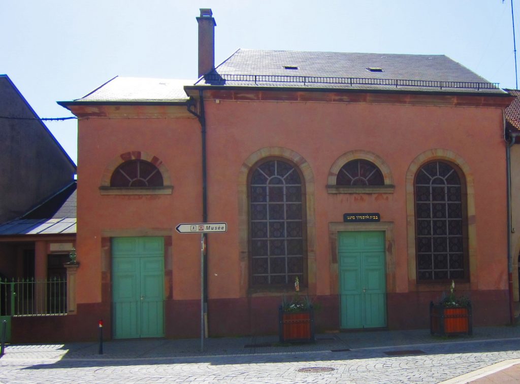 Outside view of the synagogue of Sarrebourg