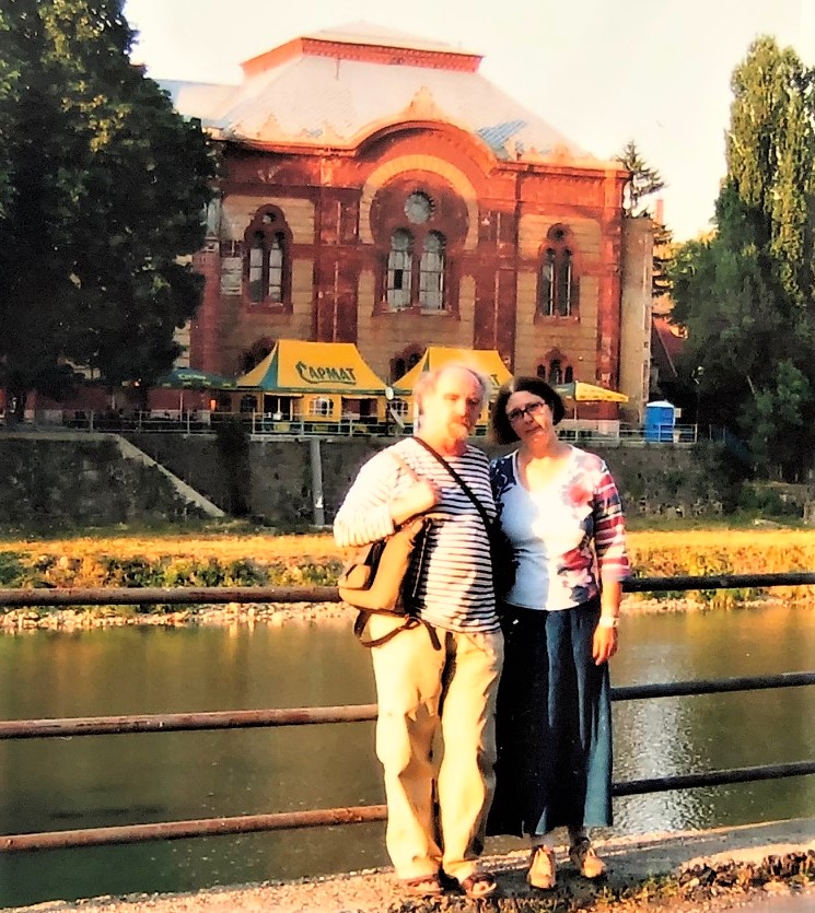 Painter Samuel Ackerman and his wife during a visit to Mukachevo