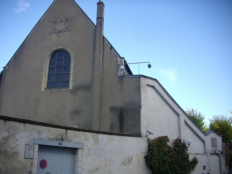 Outside view of the synagogue of Orléans