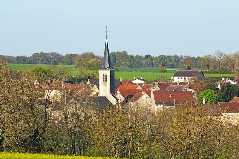 Panoramic view of the city of Baigneux