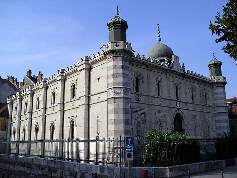 Vue extérieure de la synagogue de Besançon