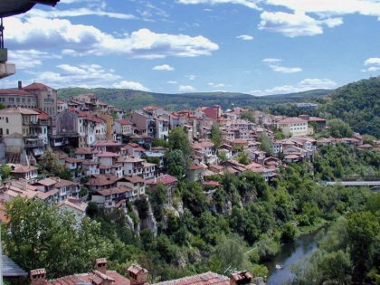 Vue panoramique de la ville de Veliko Tarnovo