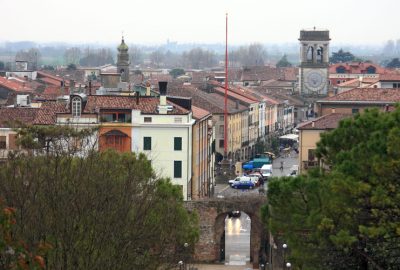 Vue panoramique de la ville d'Este