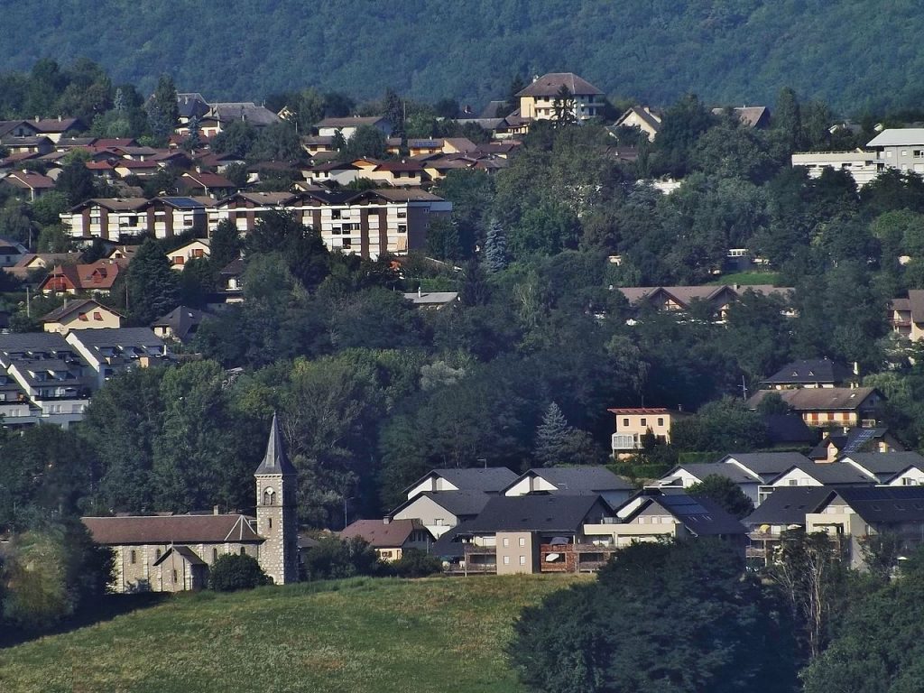 Panoramic view of the city of Chambéry