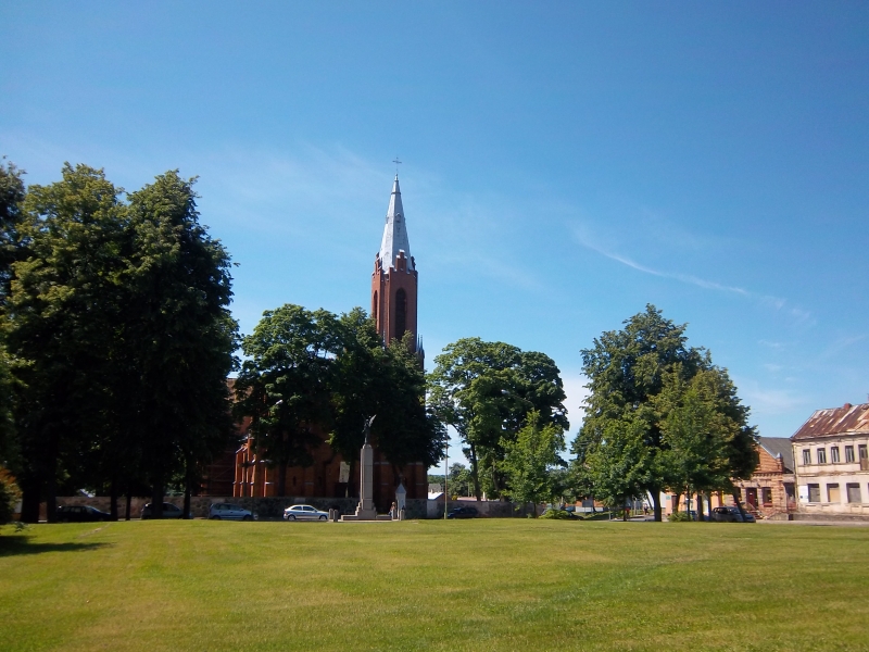 Vue extérieure de l'église de Ziezmariai