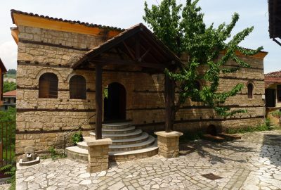 Vue extérieure de la synagogue de pierre de Veria